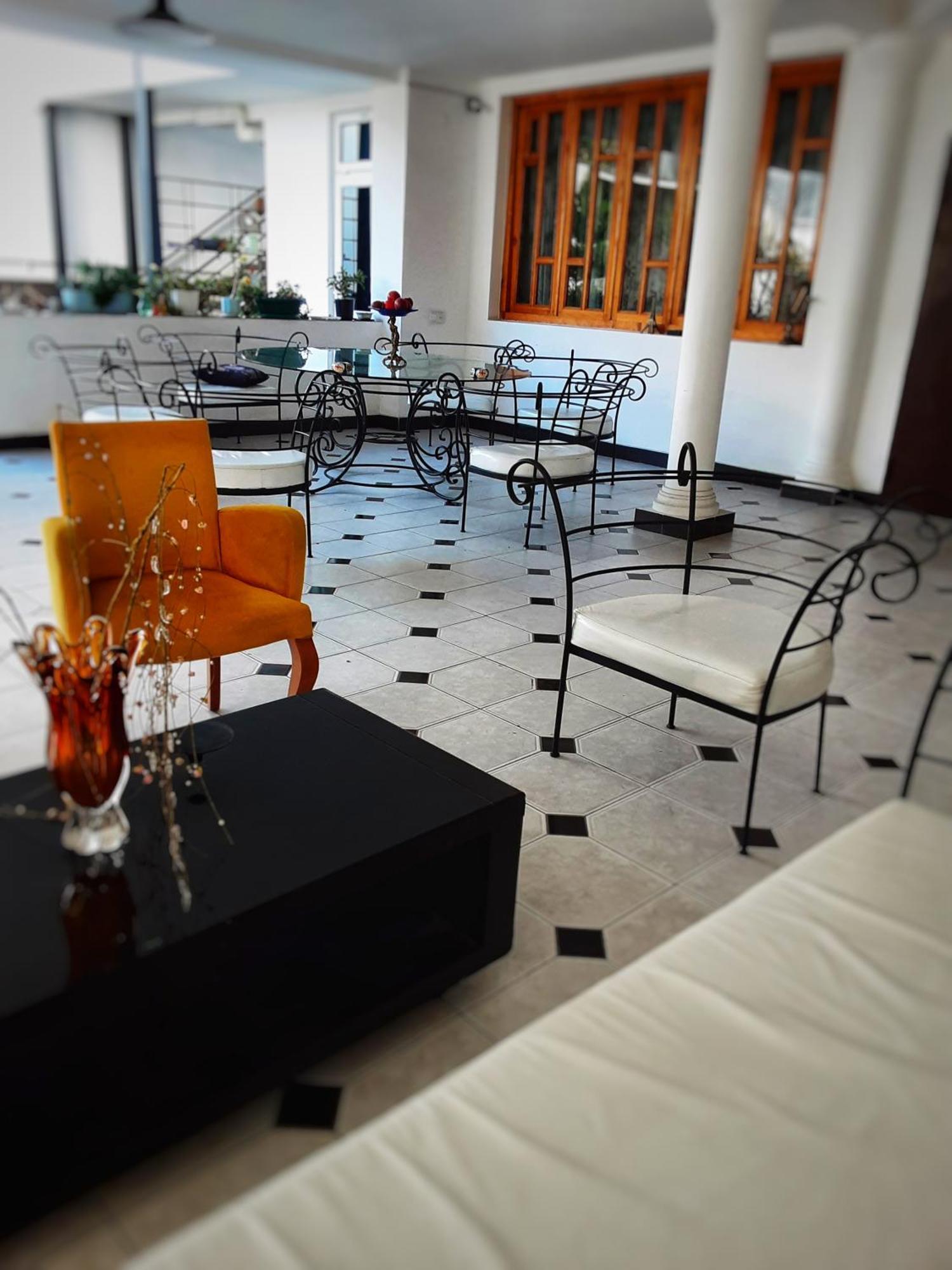 Westay Hotel Tiflis Exterior foto