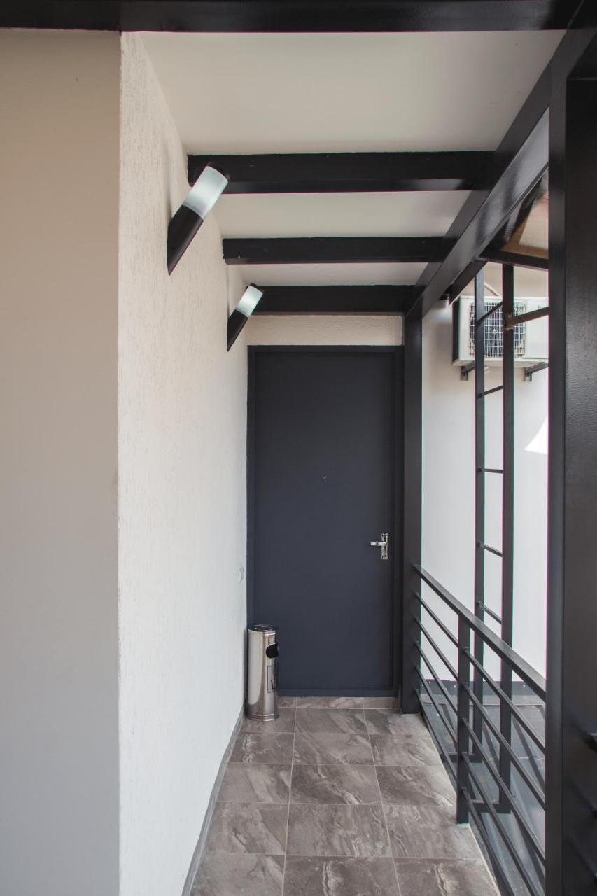 Westay Hotel Tiflis Exterior foto