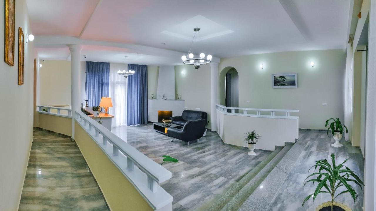 Westay Hotel Tiflis Exterior foto