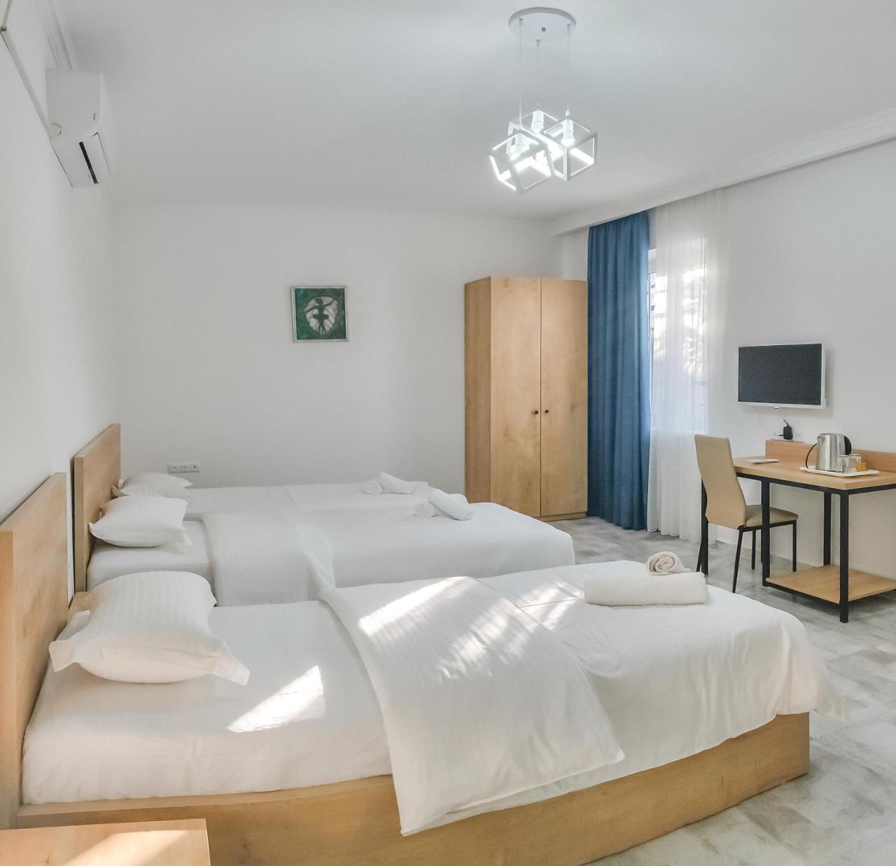 Westay Hotel Tiflis Exterior foto